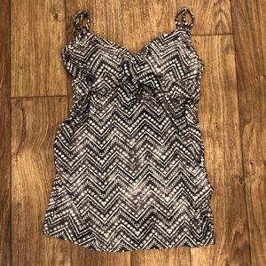 Liz Lange Maternity Tankini Top